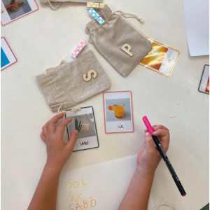 Abecedario manipulativo - CAST