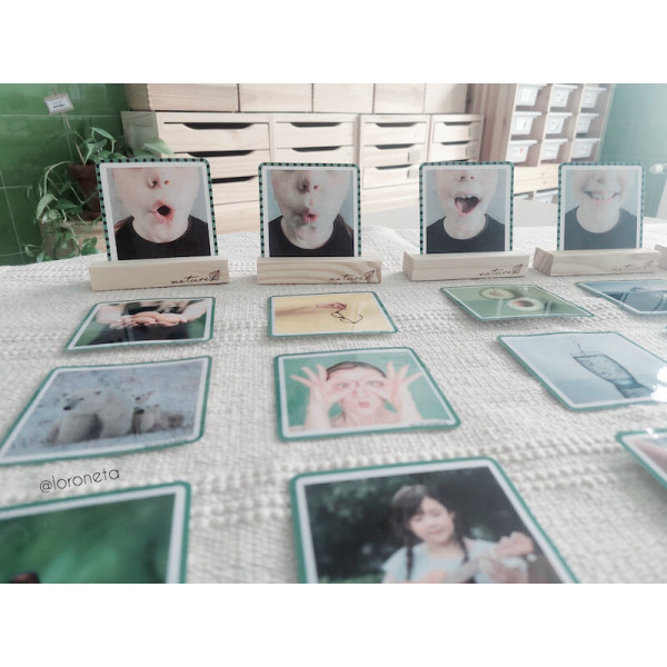 Consciència fonològica de sons inicials. Targetes amb fotografies i articulemes.